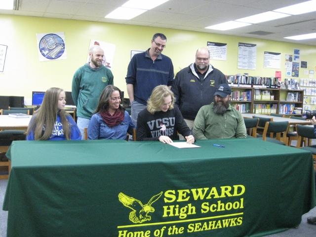 Sieverts Signs With Valley City State